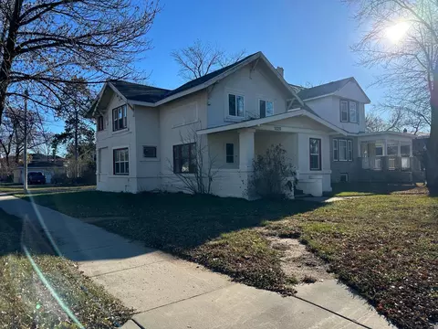 1220 Bemidji Ave N, Bemidji, MN 56601