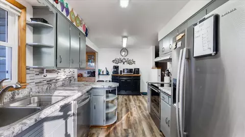 924 6th St SE, Willmar, MN 56201 photo 9