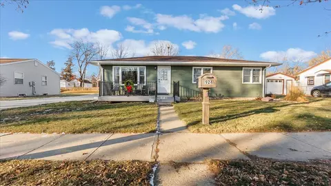 924 6th St SE, Willmar, MN 56201 photo 4