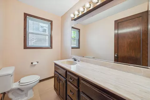 705 14th St E, Glencoe, MN 55336 photo 9