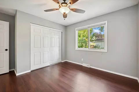 1460 Danforth St, Saint Paul, MN 55117 photo 9