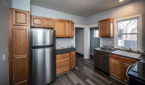 1627 Shields Ave, Saint Paul, MN 55104