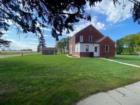 501 3rd St S, De Graff, MN 56271 photo 2