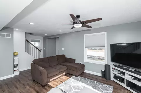524 N Section Ave, Spring Valley, MN 55975 photo 9