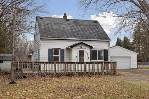 3717 Centerville Rd, Vadnais Heights, MN 55127
