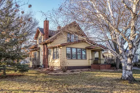 309 4th St N, Kandiyohi, MN 56251