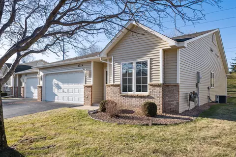 3715 Zinnia Ln N, Plymouth, MN 55441