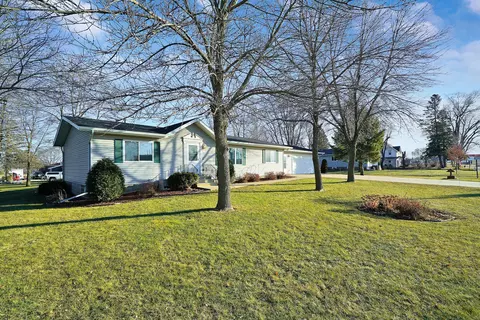 643 2nd Ave, Wanamingo, MN 55983 photo 3