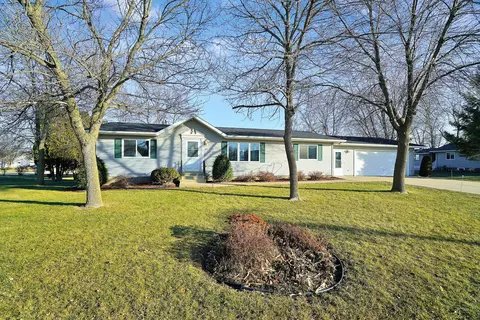 643 2nd Ave, Wanamingo, MN 55983 photo 2