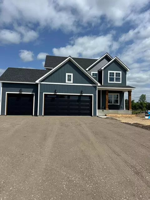 673 174th Ave NE, Ham Lake, MN 55304