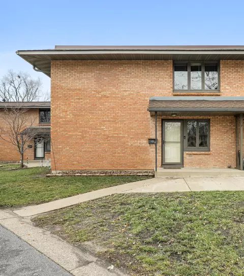 740 Southview Dr #2, Anoka, MN 55303