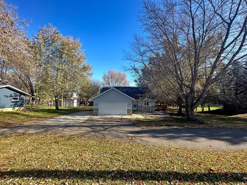 2708 Cooper Ave S, Saint Cloud, MN 56301 photo 2