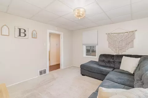 809 S Front St, Saint Peter, MN 56082 photo 5