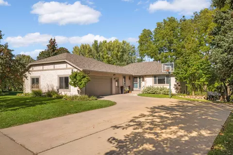 7366 Orchid Ln N, Maple Grove, MN 55311