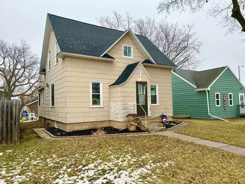 407 Fergus Ave, Henning, MN 56551