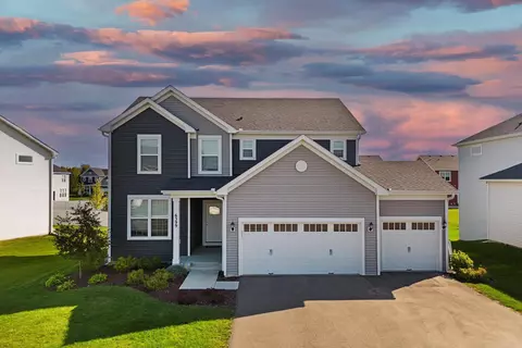 6399 Highland Hills Curv S, Cottage Grove, MN 55016