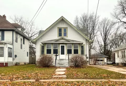 1012 St Joseph Ave, Albert Lea, MN 56007