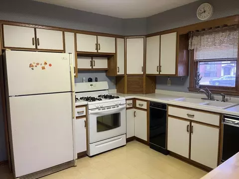 1206 E Saint Germain St, Saint Cloud, MN 56304 photo 4