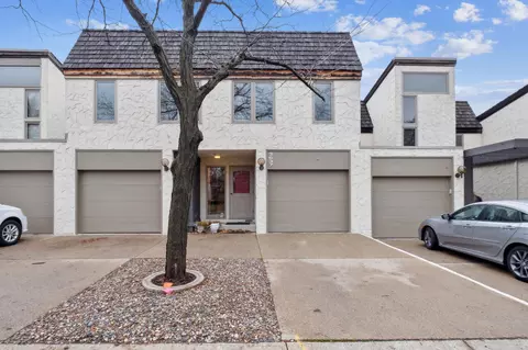 3637 Towndale Dr, Bloomington, MN 55431