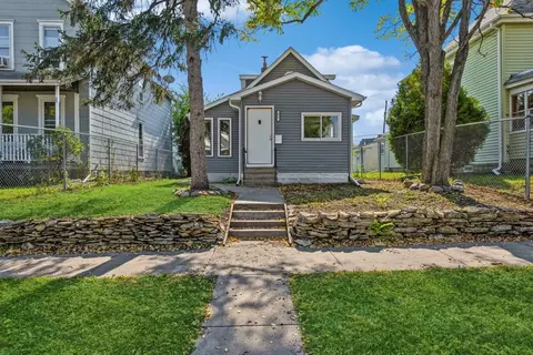 652 Watson Ave, Saint Paul, MN 55102