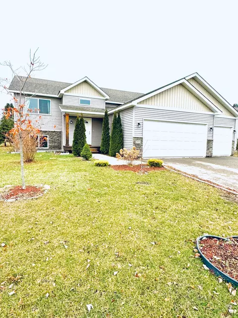 591 Park St E, New Germany, MN 55367