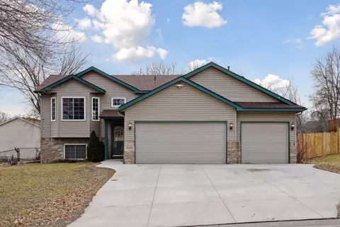 6359 Wildwood Way, Monticello, MN 55362
