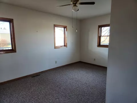 305 N Ash, Mabel, MN 55954 photo 4