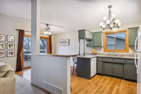 6908 110th Ave N, Champlin, MN 55316 photo 8