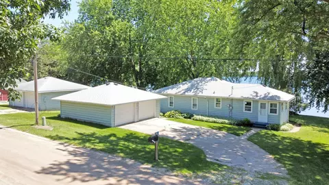 3883 59th St NW, Maple Lake, MN 55358