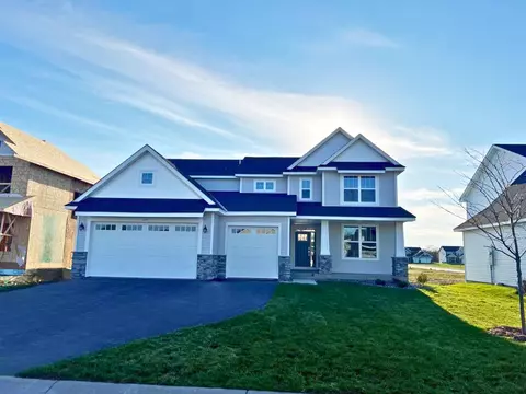 613 Sierra Pkwy, Waconia, MN 55387