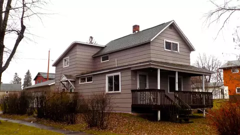58 Hodgins Ave, Taconite, MN 55786