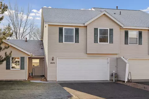 4819 Orchid Ln N, Plymouth, MN 55446