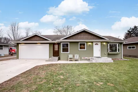 1518 Ashland St, Hastings, MN 55033