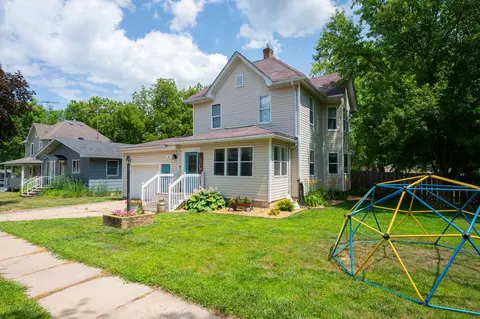 317 1st Ave, Wanamingo, MN 55983