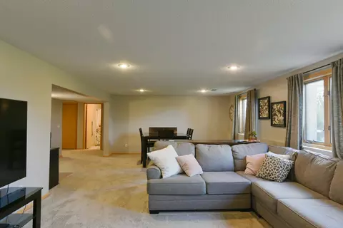 3201 Eagle Ridge Dr E, Willmar, MN 56201 photo 37