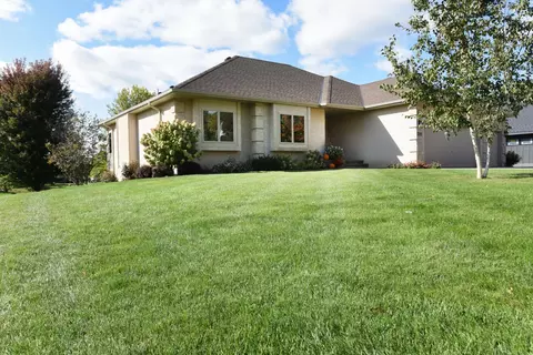 3201 Eagle Ridge Dr E, Willmar, MN 56201 photo 3