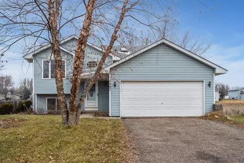 1407 2nd St NE, Buffalo, MN 55313