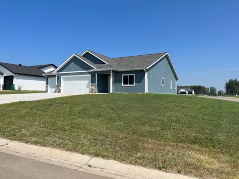 1904 Long Prairie Ln, Detroit Lakes, MN 56501