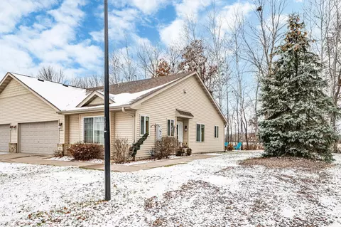 905 Rush Landing Ct, Rush City, MN 55069