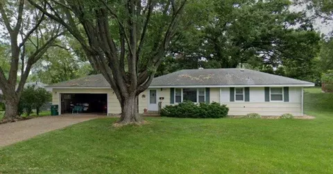 3406 W 88th St, Bloomington, MN 55431