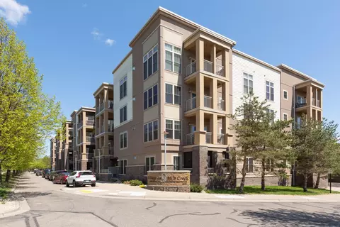 2201 Village Ln #A106, Bloomington, MN 55431