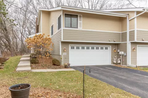 9588 Brighton Ln, Eden Prairie, MN 55347