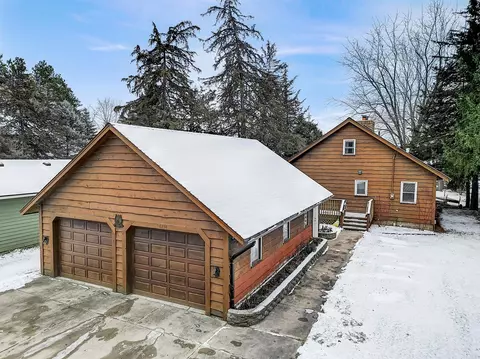 6234 213th Ln NE, Wyoming, MN 55092