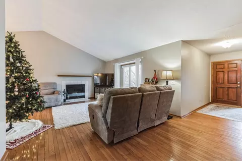 4239 Augusta Ct, Eagan, MN 55123 photo 5