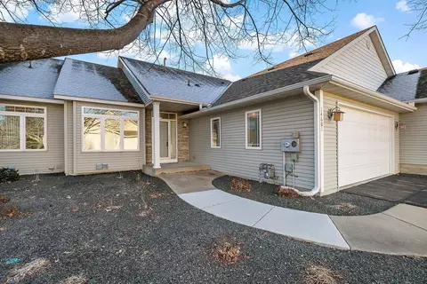 14601 Hunters Ln, Savage, MN 55378