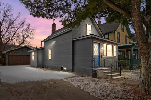 463 Banfil St, Saint Paul, MN 55102