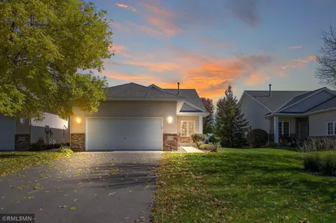 17720 Glasgow Way, Lakeville, MN 55044