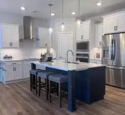 13764 Hollybrook Cir, Apple Valley, MN 55124