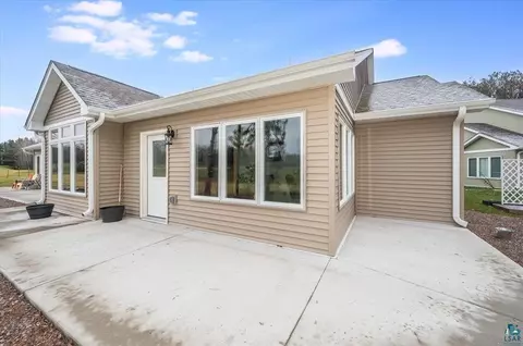 918 Cart Way Ln, Hinckley, MN 55037