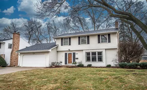 4409 Fondell Dr, Edina, MN 55435